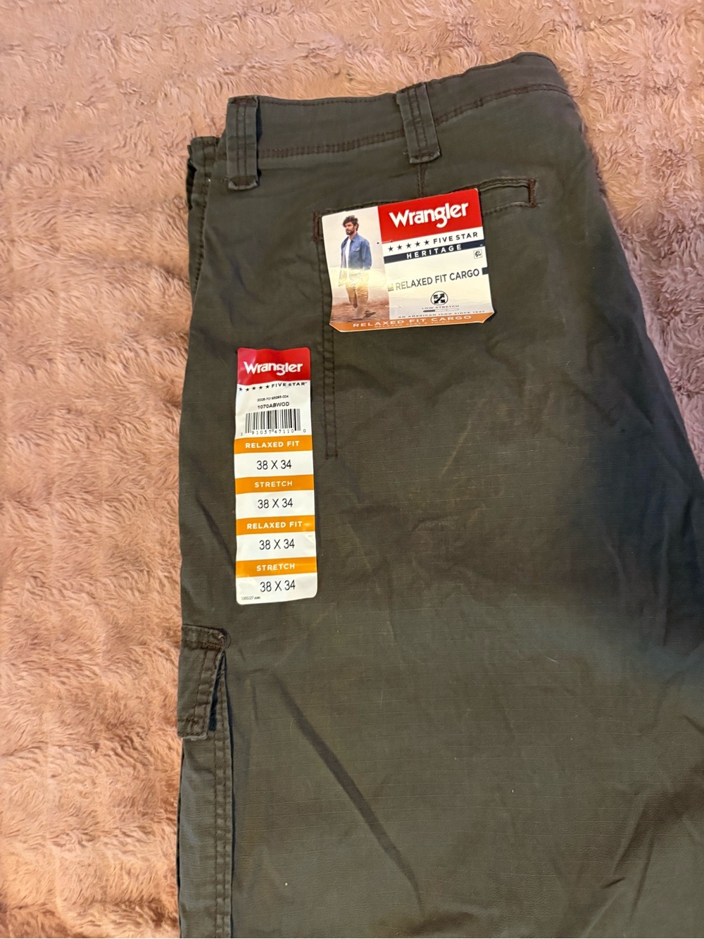 Wrangler Men's Cargo Pants in Olive